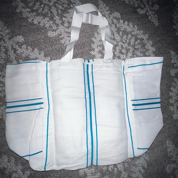 ⭐️St.Tropez branded 🏝️ BeacH BaG⭐️New⭐️🏝️ - Picture 2 of 8